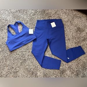 Fabletics Women’s Two Piece Activewear/Powerhold Set Workout Purple L